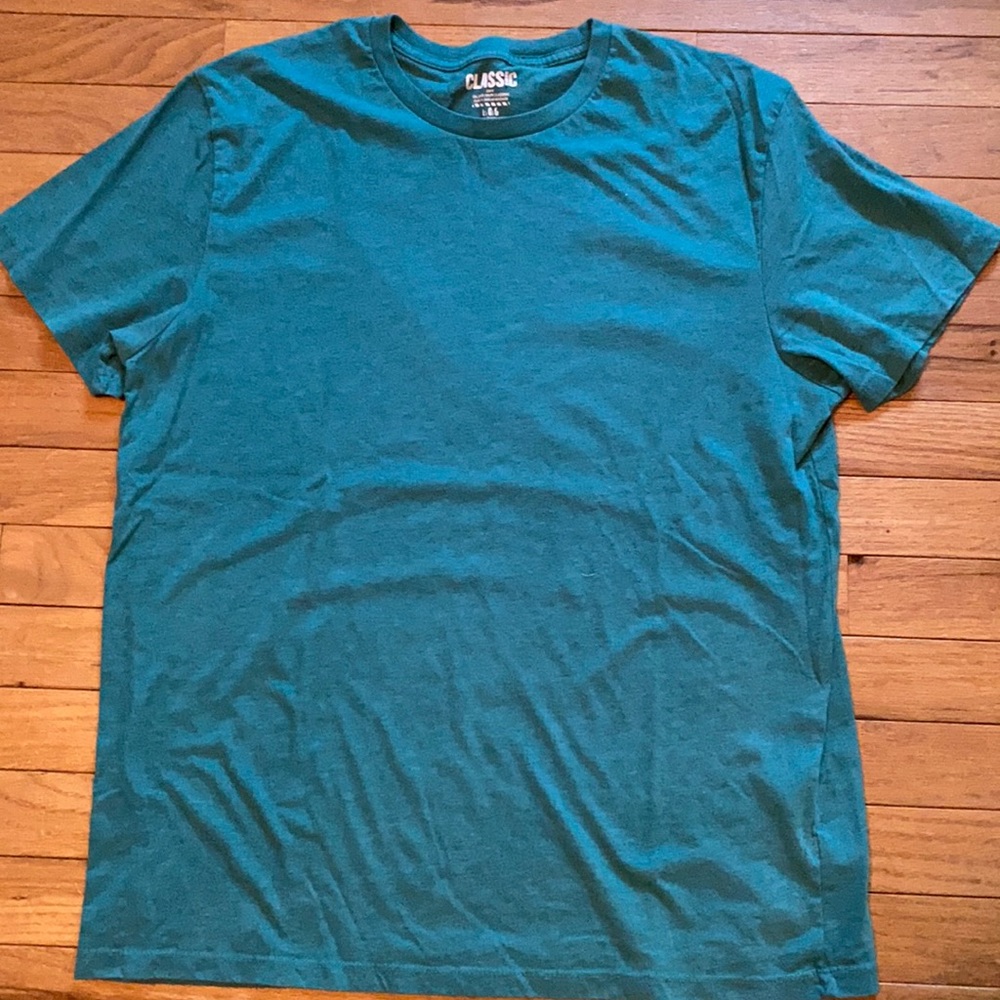 Men’s Old Navy T Shirt